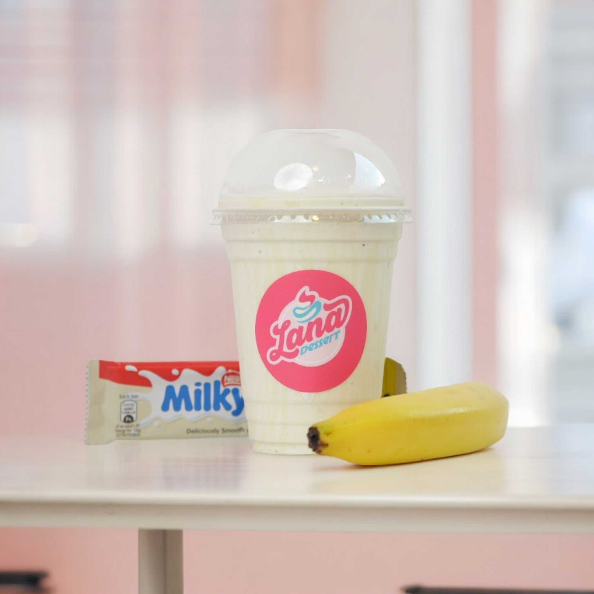 This Shake is Bananas (18oz)