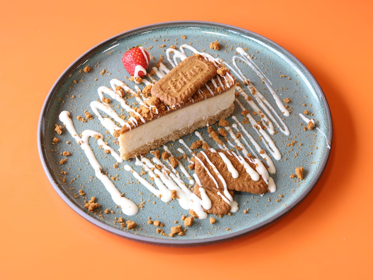 Lotus Cheesecake