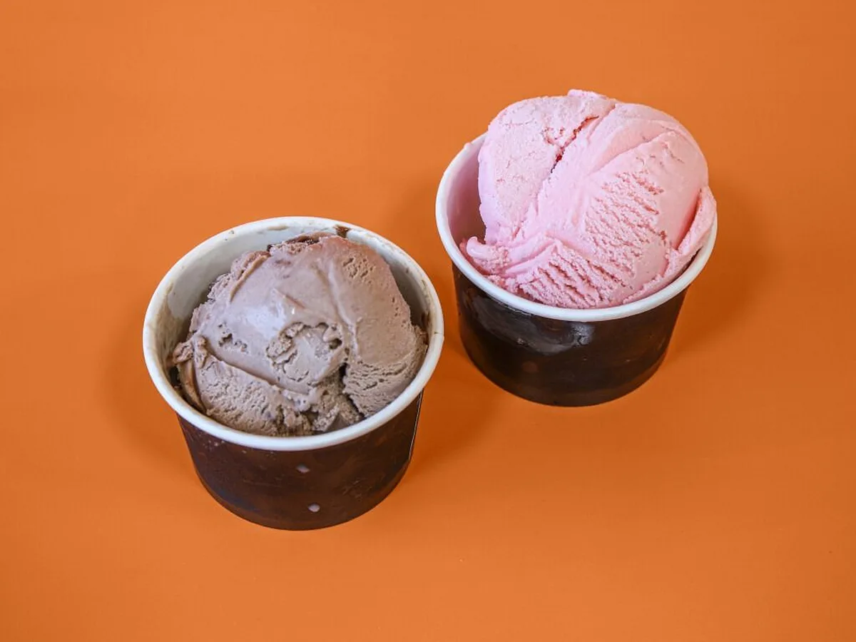 2 Scoops Ice Cream